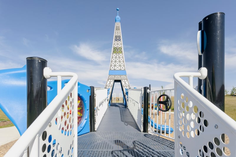 Cherot Eiffel Tower Playground preview 5