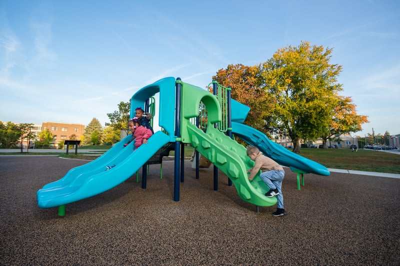 Waldron, Hill and Buskirk Playground preview 9