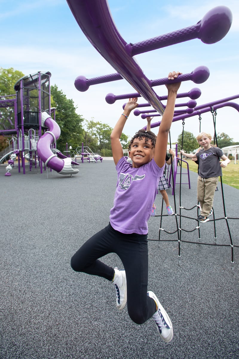 Lipscomb Elementary preview 4