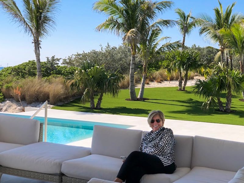 Suze Orman's Caribbean Home preview 3