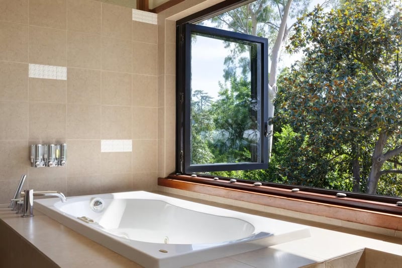 Hollywood Hills Residence preview 5