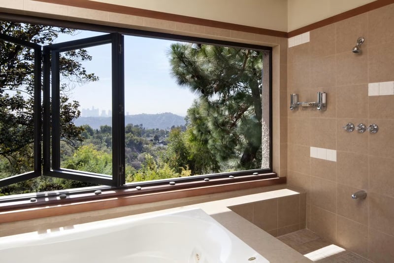 Hollywood Hills Residence preview 10