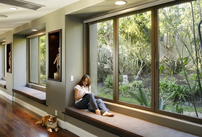 Malibu Hills Residence preview 3
