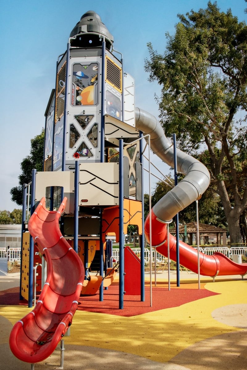 Lynwood Mega Playground preview 3