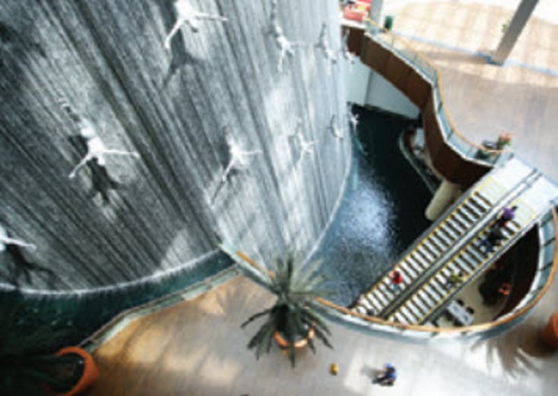 Dubai Mall: Shopper's Oasis preview 3