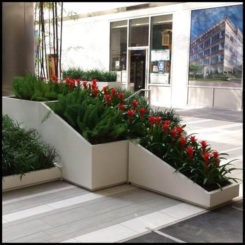 Marek Custom Fiberglass Planters preview 5