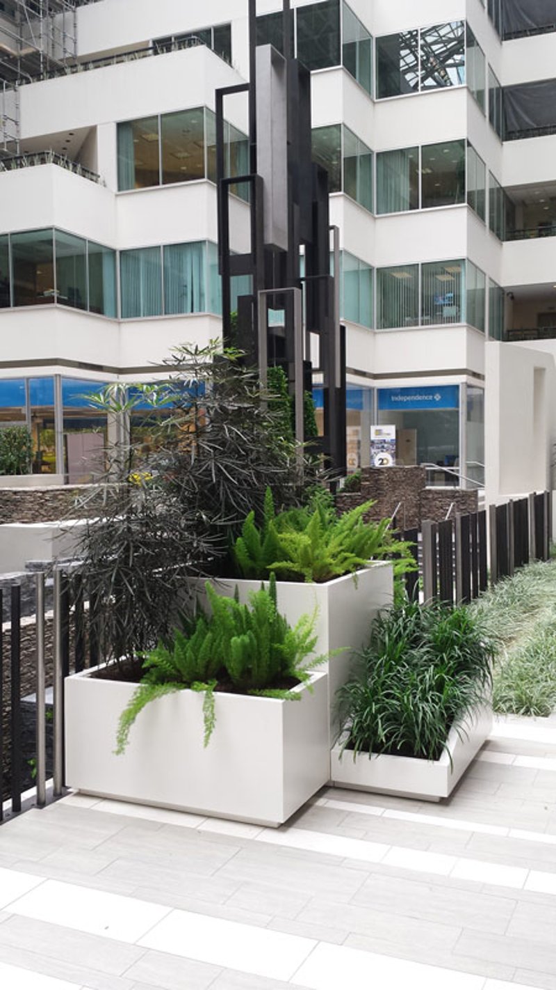 Marek Custom Fiberglass Planters preview 4