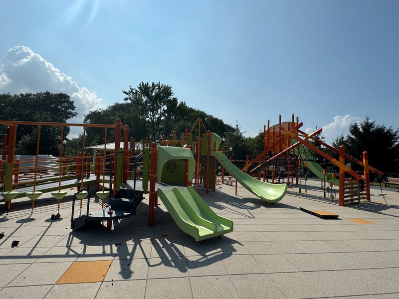 TOH - Heckscher Park Playground preview 12