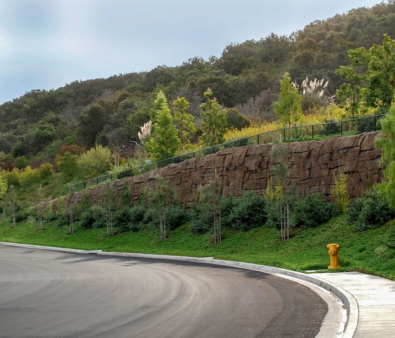 Boulderscape Leucadia Hybrid Wall To Appease Neighborhood