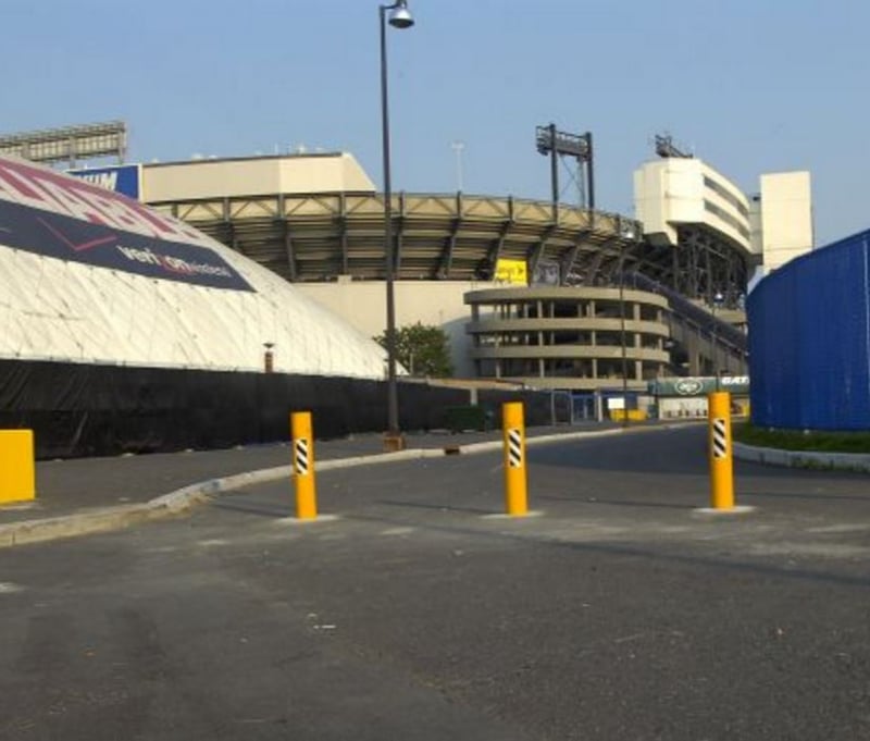Giants Stadium Bollards preview 2
