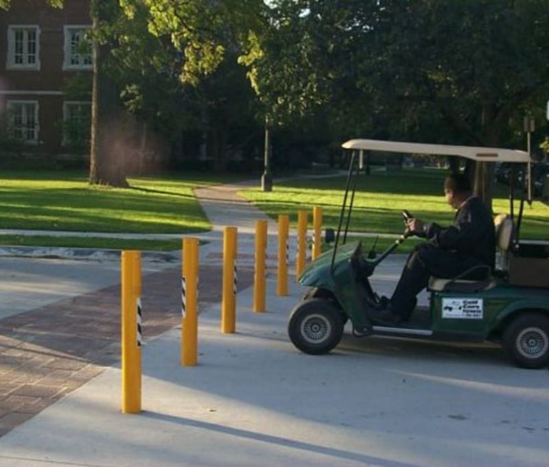 Grinnell College Streetscape Bollards preview 4