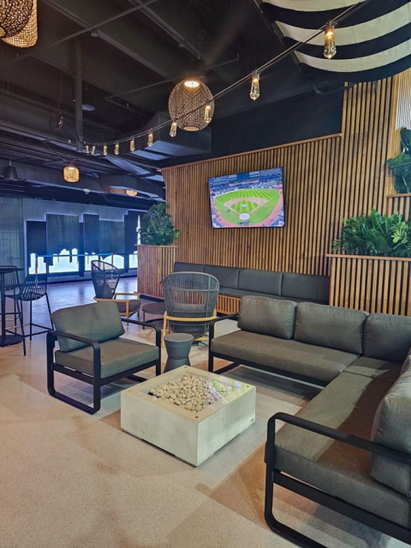 Rogers Centre - Outfield District preview 8
