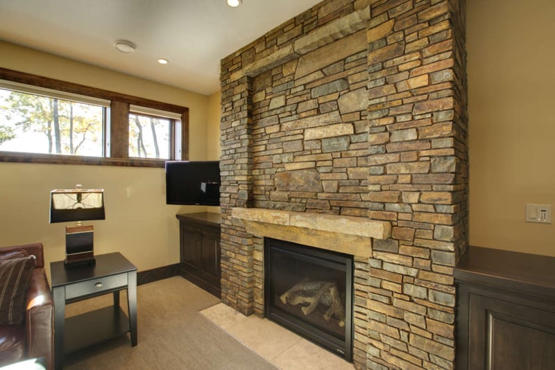 Lake Front Home in Alberta