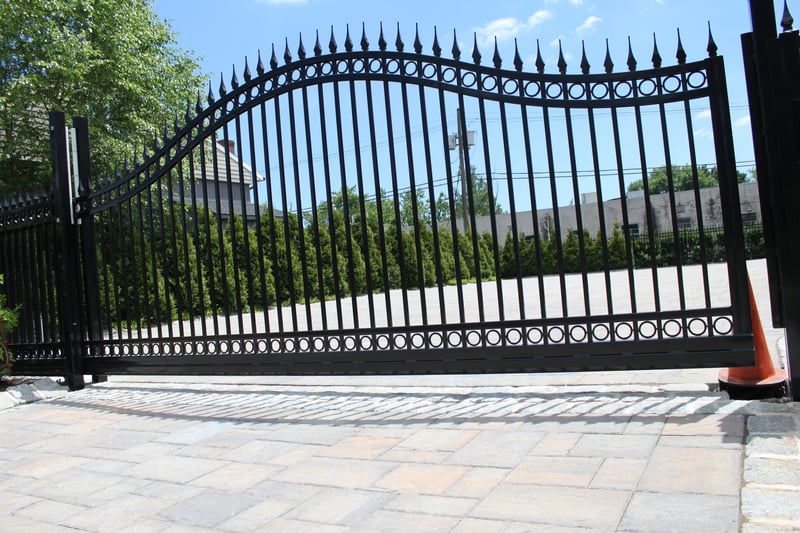 Gate for Luxury Car Garage preview 2
