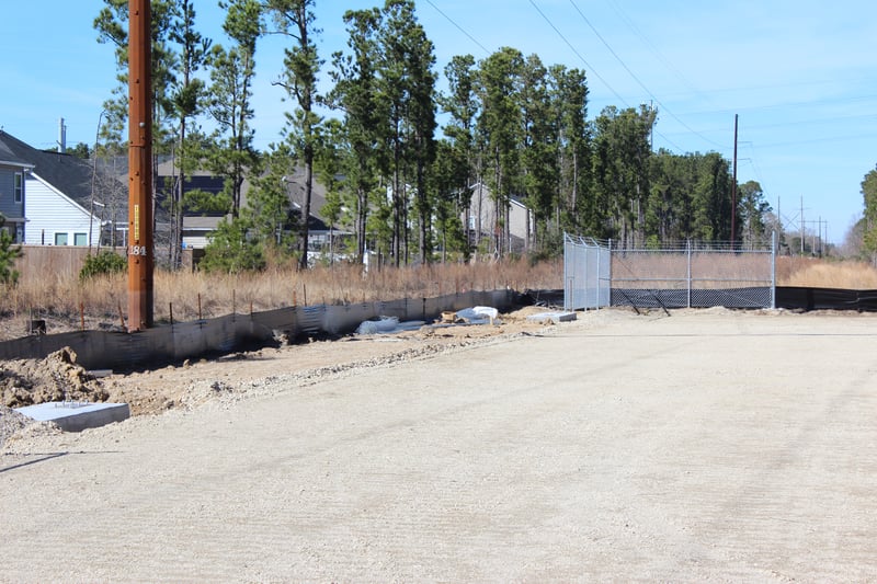 Large Gates at Amazon Facility preview 2