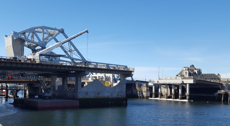 Johnson Street Bridge