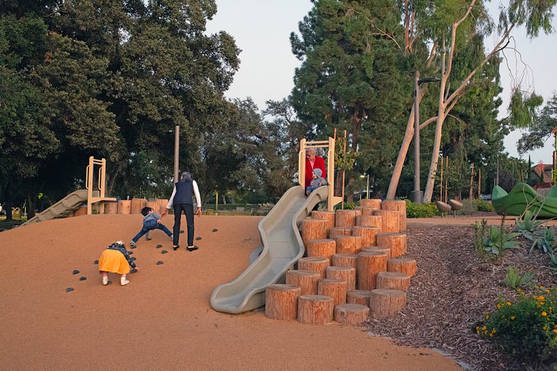 Santiago Park preview 6