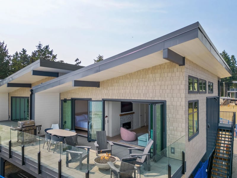The Beach House at Saratoga  preview 4