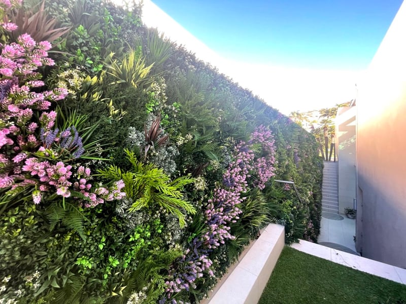 Private Client Green Wall preview 10