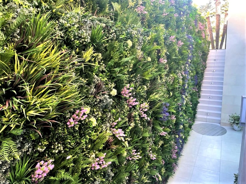 Private Client Green Wall preview 2