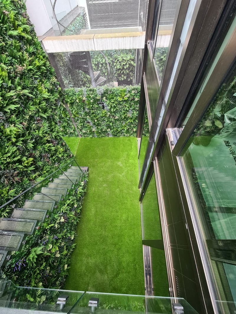 Covent Garden Basement Garden preview 7
