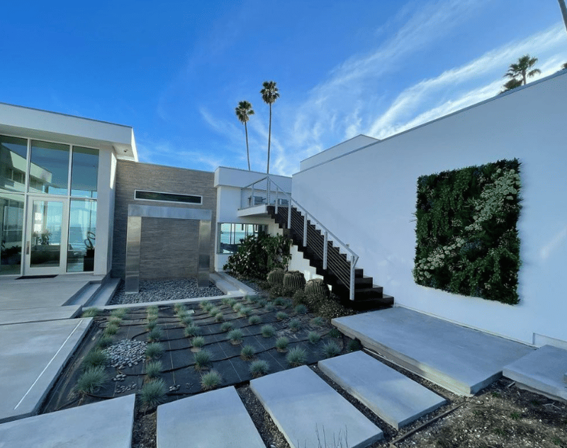 Private Beachfront Property preview 4