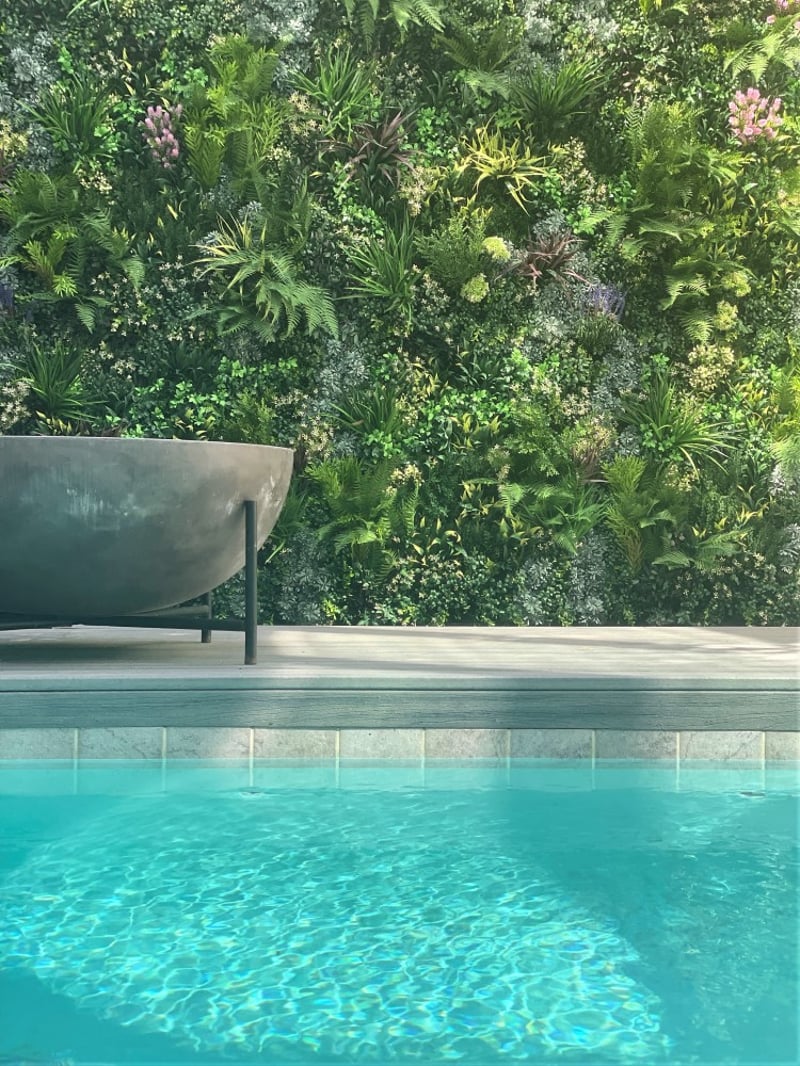 Venice Beach Poolside preview 4