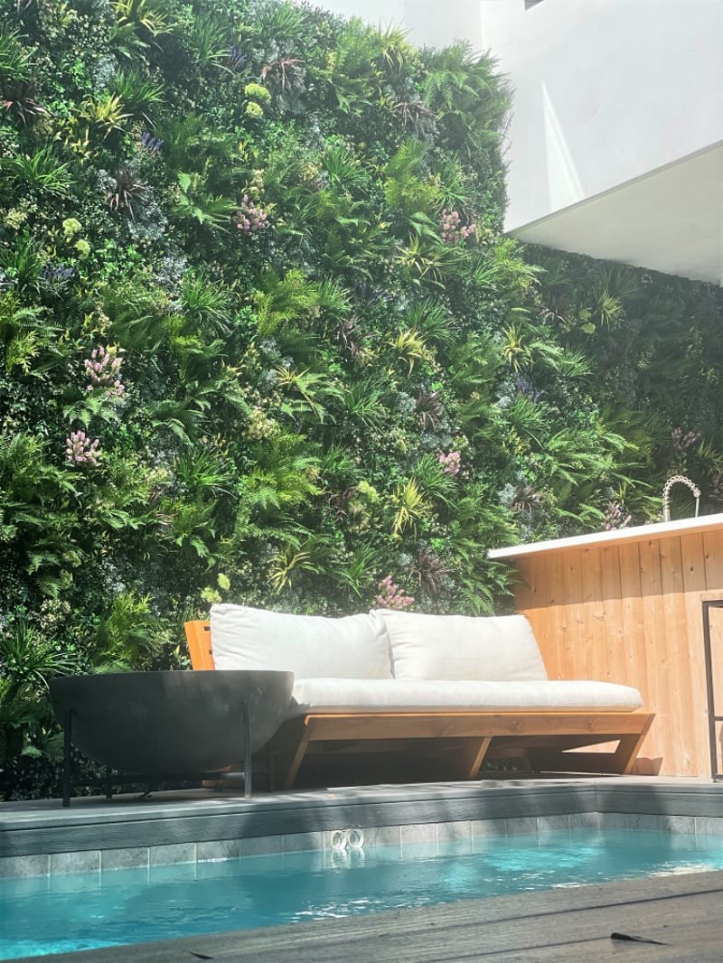 Venice Beach Poolside preview 7