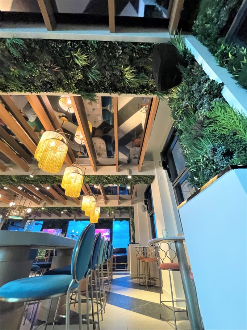 Wave Hotel preview 6