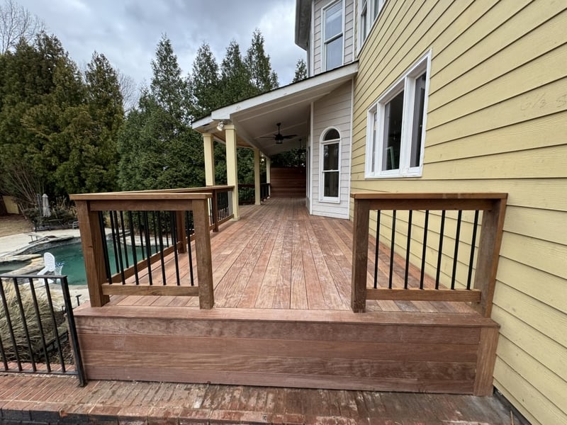Brown Balau Deck w/Ipe Railing; Not Oiled preview 2