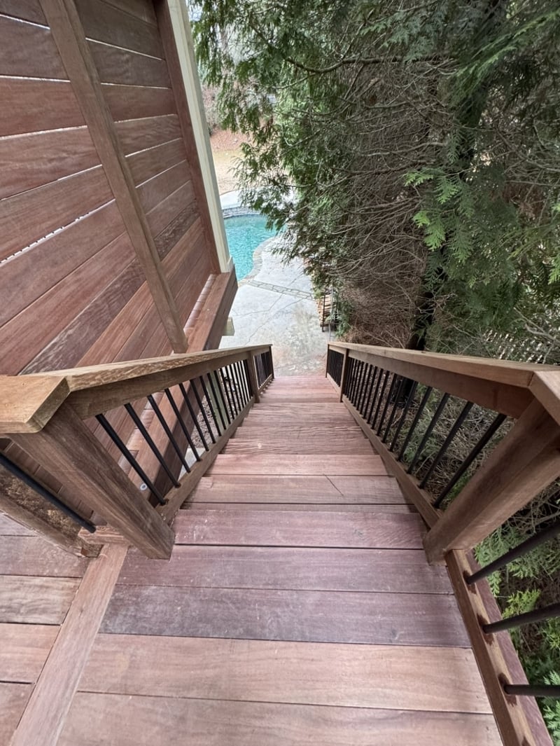 Brown Balau Deck w/Ipe Railing; Not Oiled preview 6