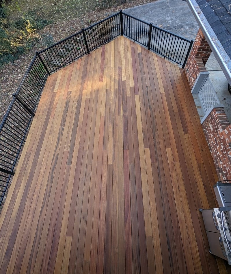 Cumaru Deck With Camo Edge Fasteners preview 4