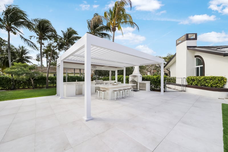 Custom Pergola & Patio Cover in Miami