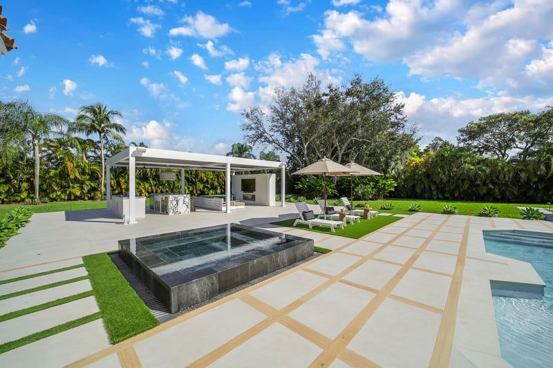 Custom Pergola in Miami preview 2