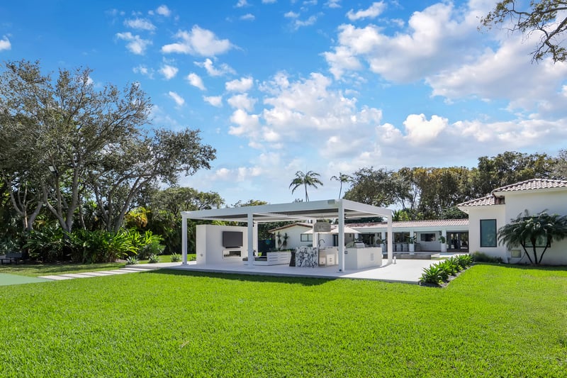 Custom Pergola in Miami preview 8
