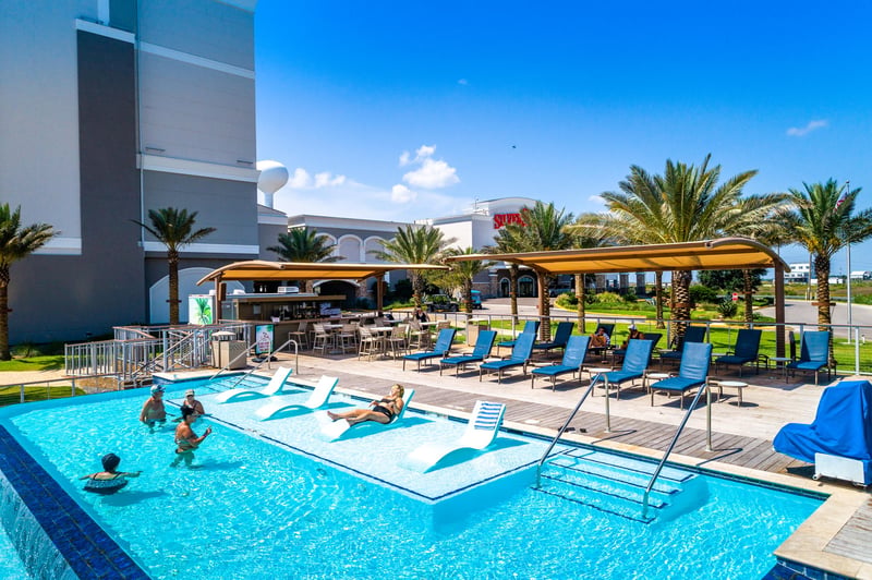 Silver Slipper Casino Gets Arc Cantilevers For Their Pool Area preview 3