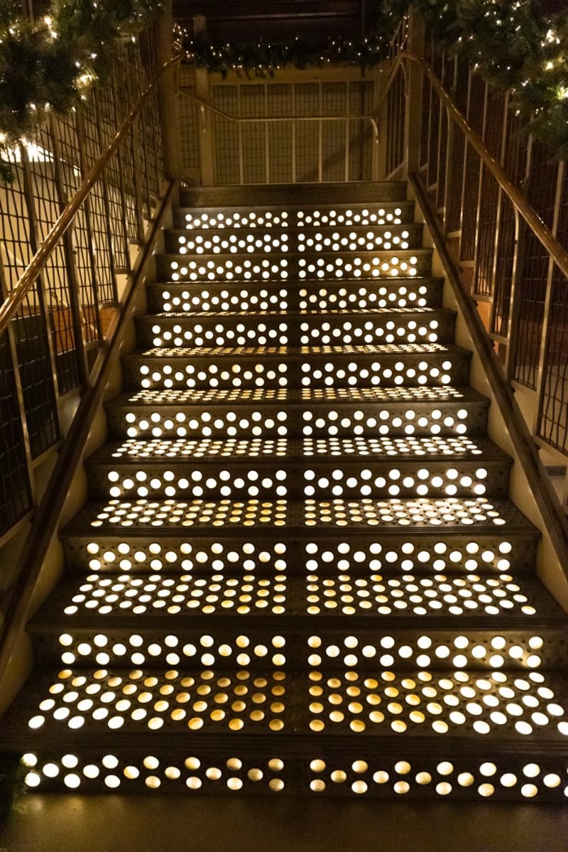 SoHo Grand (81R) preview 5