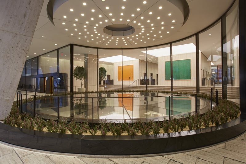 Solow Building (91R Plank Glass)