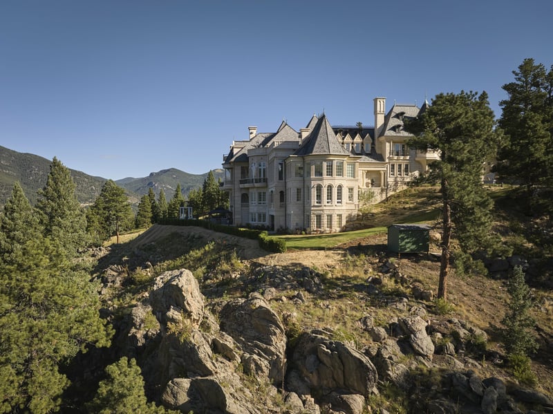 Private Residence, Evergreen preview 2