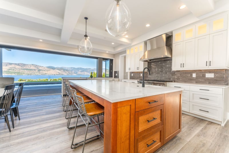 Scenic Lake Home preview 4