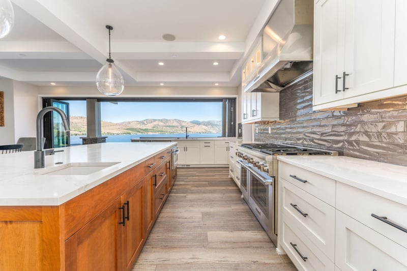 Scenic Lake Home preview 7