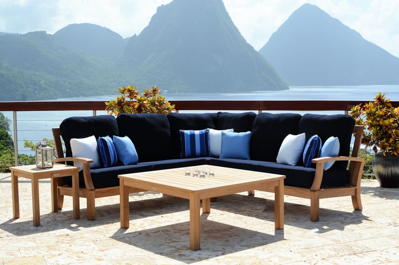 Jade Mountain Resort