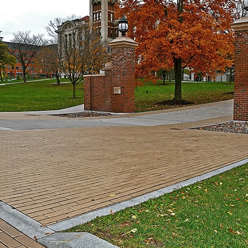 Syracuse University preview 14