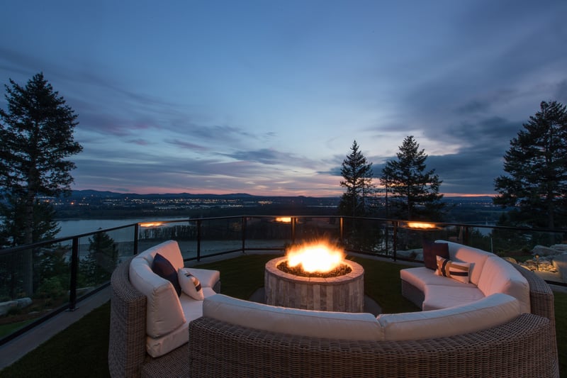 The Aurora House with Cascade West preview 21