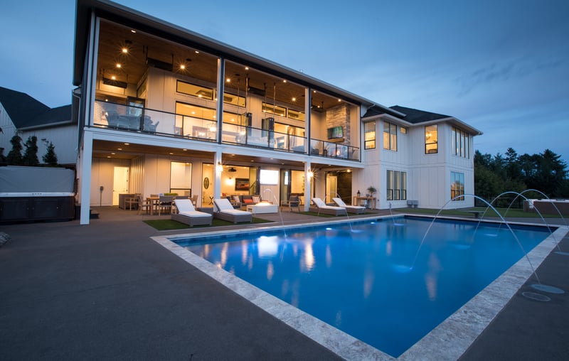 The Aurora House with Cascade West preview 23