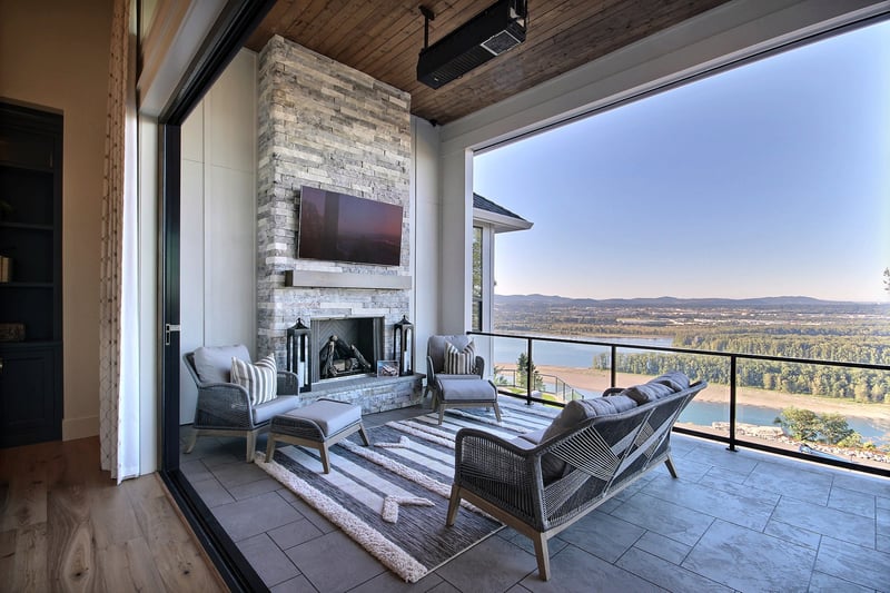 The Aurora House with Cascade West preview 24
