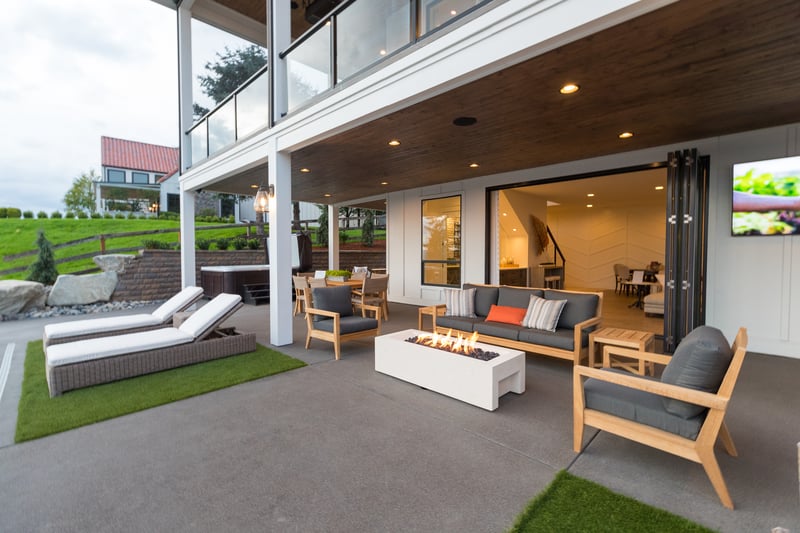 The Aurora House with Cascade West preview 28