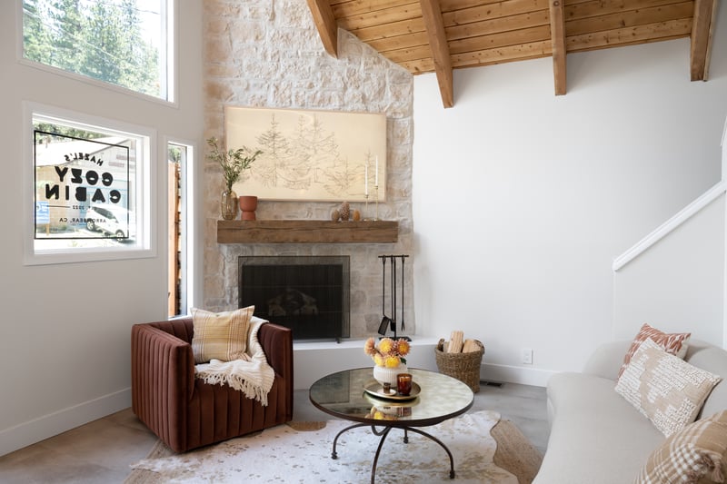 HGTV's Jasmine Roth Collaboration on a Contemporary A-Frame Cabin preview 9