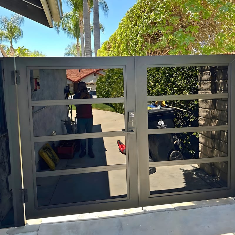 Plexiglass Gate Installations preview 9