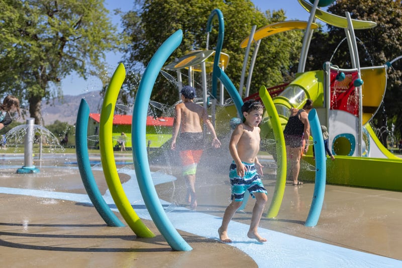 Riverside Park preview 3
